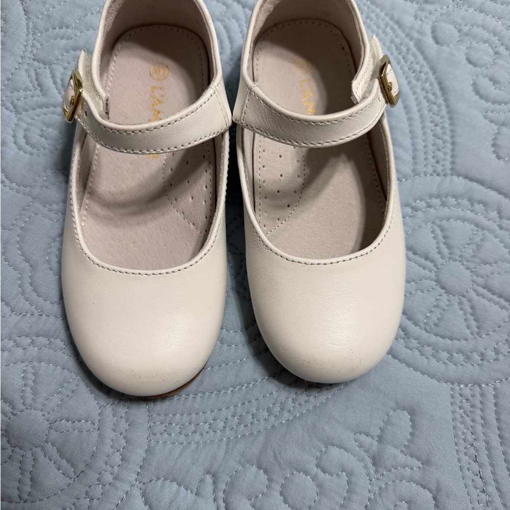L’AMOUR Classic White Kids Mary Jane Shoes